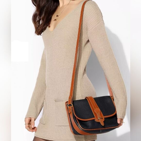 Vintage Dooney & Bourke Black Brown All Weather Leather Classics Equestrian Bag - Picture 1 of 16